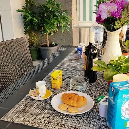 Giovanni Best House Bed & Breakfast 3*